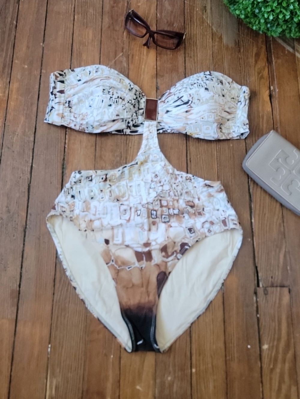 Women’s Strapless One-Piece Swimsuit in Cream and Brown 🌻🌻🌻🌻🌻🌻